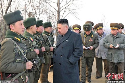Ông Kim Jong-un trong một lần thị sát.